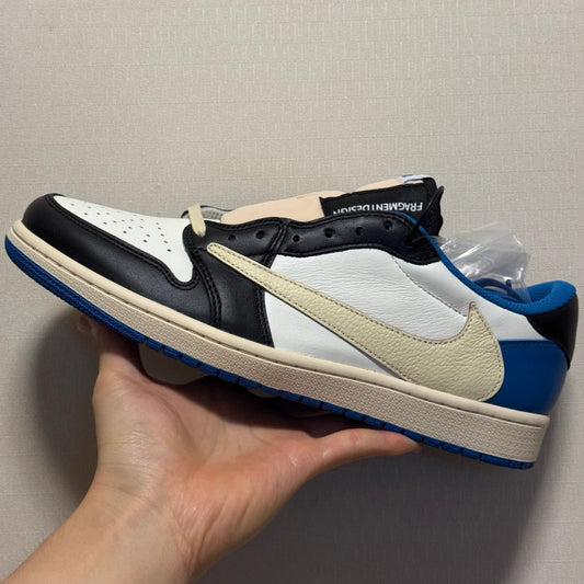 👟✨ เทรนด์รองเท้าผ้าใบพรีเมียมจากเกาหลี 2025 ที่คุณไม่ควรพลาด!
