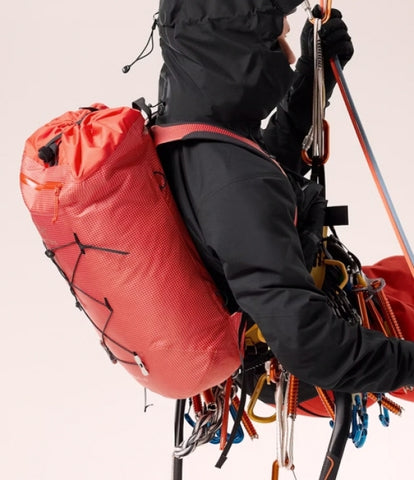 ARC`TERYX Alpha FL 30 Backpack ABPFU07557/043 ALPHA FL 30 BACKPACK