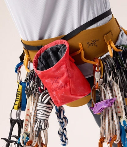 ARC`TERYX Iono Lightweight choke bag ABPFU07827/043 ION LIGHTWEIGHT CHALK BAG