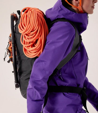 ARC`TERYX Alpha 20L Backpack ABPFU08984/BLK ALPHA FL 20 BACKPACK