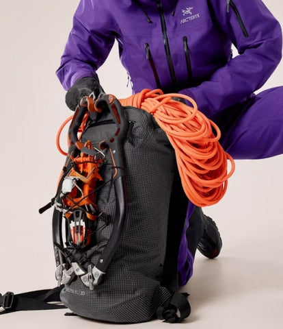 ARC`TERYX Alpha 20L Backpack ABPFU08984/BLK ALPHA FL 20 BACKPACK