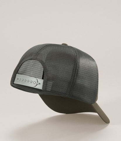 ARC`TERYX grid (liquid trucker Curved AEOFUX7763/TFY BIRD WORD TRUCKER CURVED