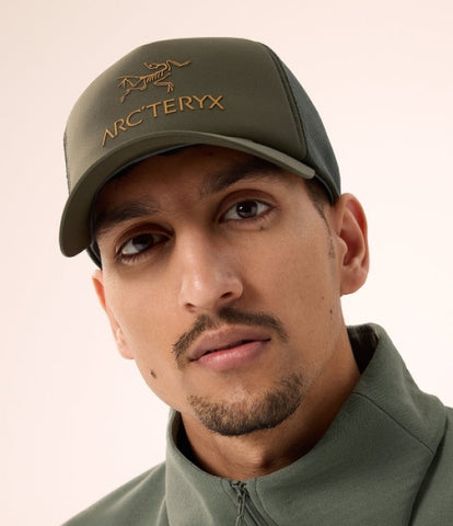 ARC`TERYX grid (liquid trucker Curved AEOSUX7763/TFY BIRD WORD TRUCKER CURVED