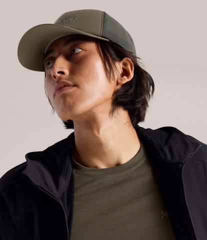 ARC`TERYX grid (liquid trucker Sun AEPFU09488/TAP BIRD WORD TRUCKER HAT