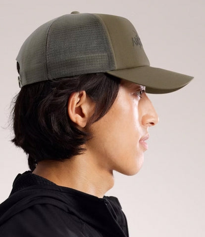 ARC`TERYX grid (liquid trucker Sun AEPFU09488/TAP BIRD WORD TRUCKER HAT