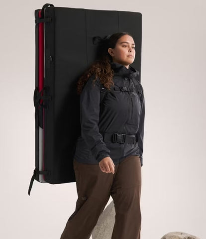 ARC`TERYX Squash Hoodie Woman AJPFW06946/BLK SQUAMISH HOODY W