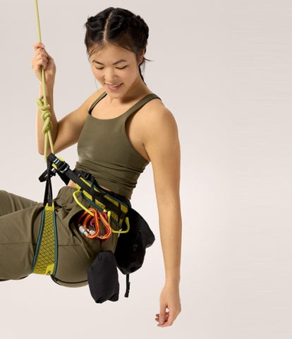 ARC`TERYX Squash Hoodie Woman AJPSW06946/BLK SQUAMISH HOODY W