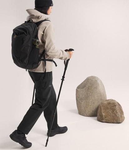 ARC`TERYX Gamma MX Straight in Pants Woman Sleeve APOFWX8907/BLK GAMMA MX PANT STRAIGHT LEG W SHORT