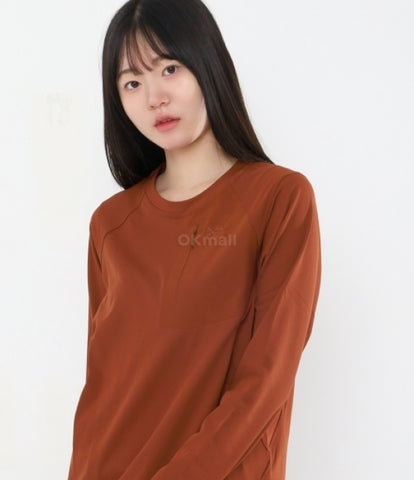 ARC`TERYX delta crew Woman ATOFWX7711/SQU DELTA CREW W