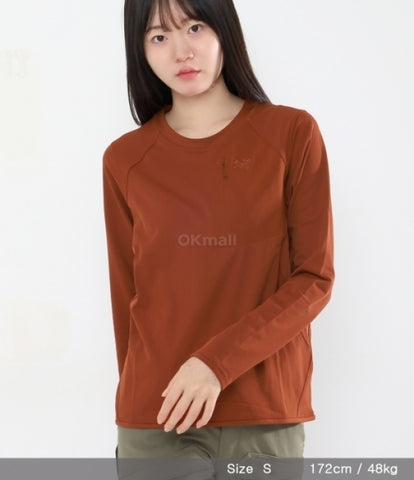 ARC`TERYX delta crew Woman ATOFWX7711/SQU DELTA CREW W